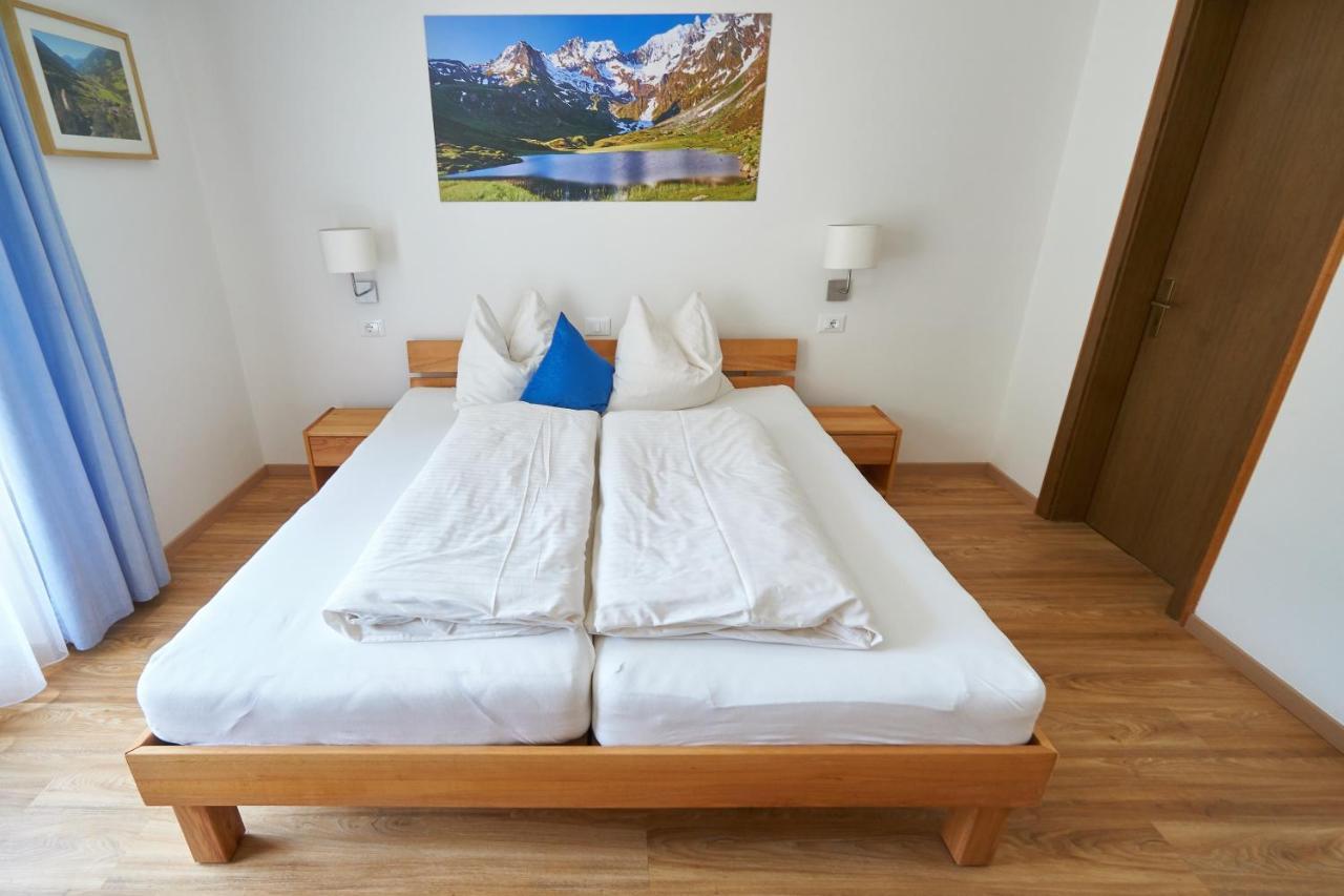 Privatpension Bergkristall San Martino In Passiria (Trentino Alto Adige) Exterior foto