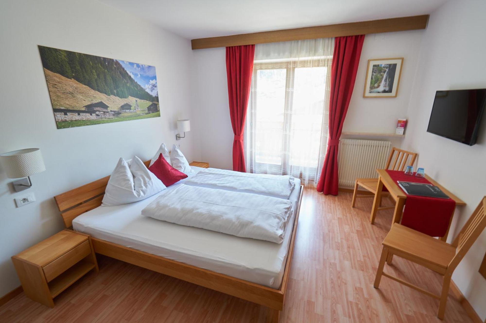 Privatpension Bergkristall San Martino In Passiria (Trentino Alto Adige) Quarto foto