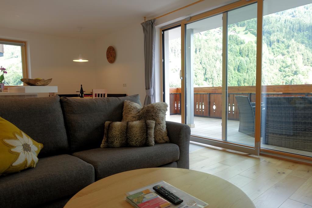 Privatpension Bergkristall San Martino In Passiria (Trentino Alto Adige) Exterior foto